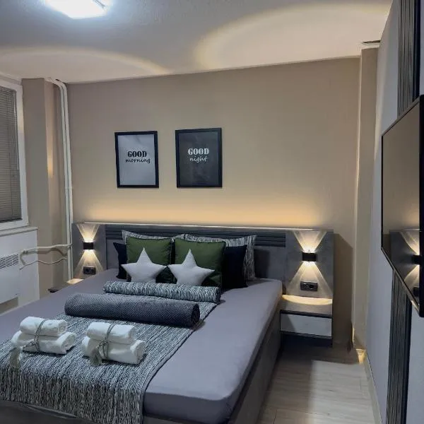 NOA Luxury Apartment, hotel u Bitoli