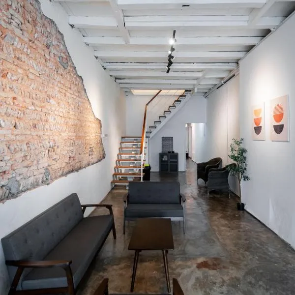 The Terraces by Aayu - 2 mins walk to Chulia Street, Hotel in George Town