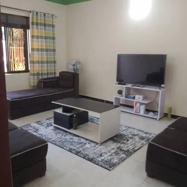 Palm Suites, hotel en Mbale