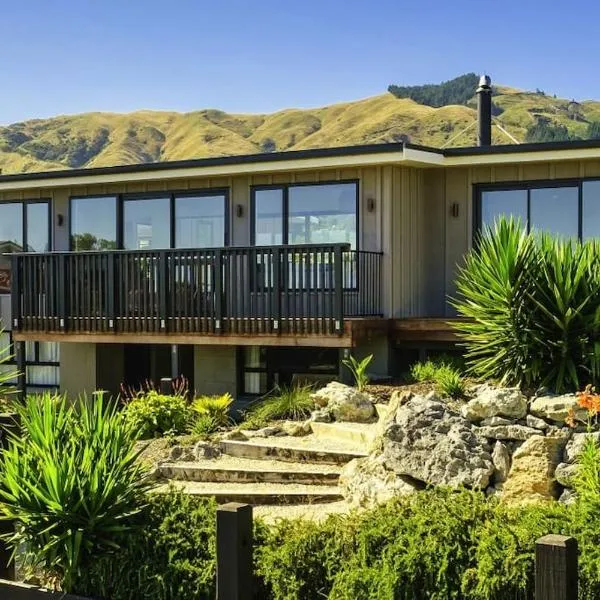 Pohara's Seaside Accommodation, hotel in Pohara