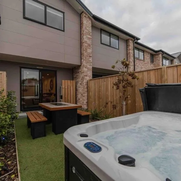 Stones Throw From the Stadium & Hot Tub, hotel en Christchurch