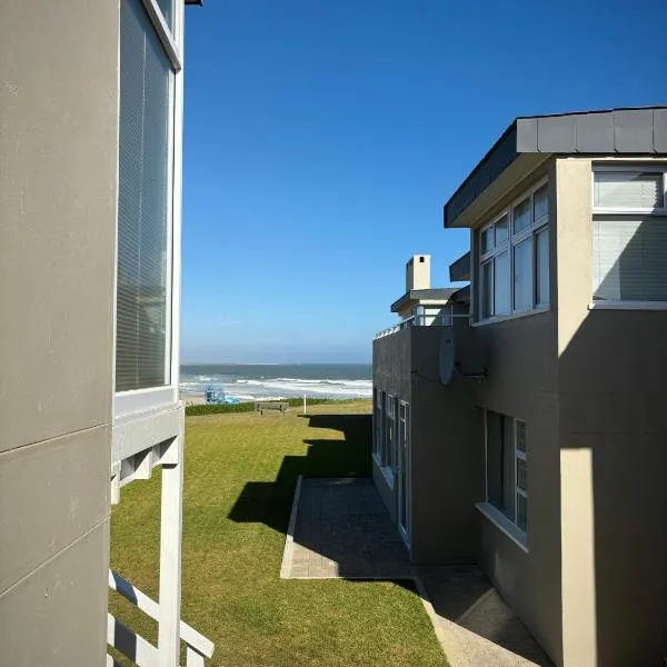 Stylish unit with amazing view, hotel in Hentiesbaai