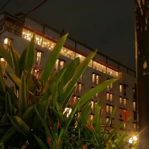 Meotel Purwokerto, hotel in Purwokerto