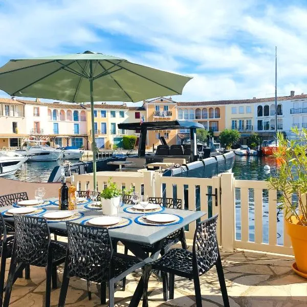 Maison de pêcheur Strelitzia amarrage 3,8m par 16m, hotel a Grimaud