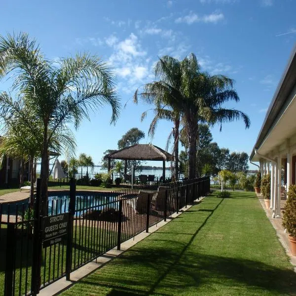 CAPRICORN MOTOR inn, ξενοδοχείο σε Mulwala