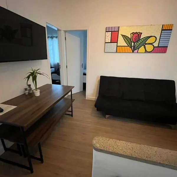 Casa confortável a 10 minutos do aeroporto de CGH, hotel em São Paulo