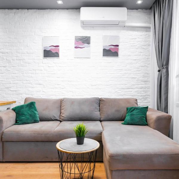 Feel Right at Home - Bright and Modern Apartment by Flat Mаnager, Sofie