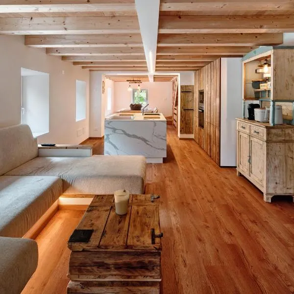 Thari House Dolomiti, hotell sihtkohas Piaia