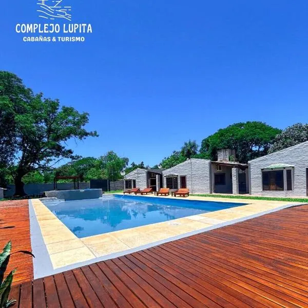 casa-quinta cerca de corrientes y santa ana-Complejo Lupita, hotel in Corrientes