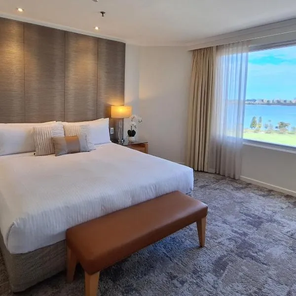 Residence on Langley Park, hotel in Perth