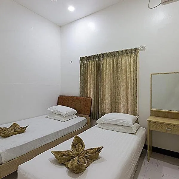 Surf Trip Maldives, hotel v destinaci Thulusdhoo