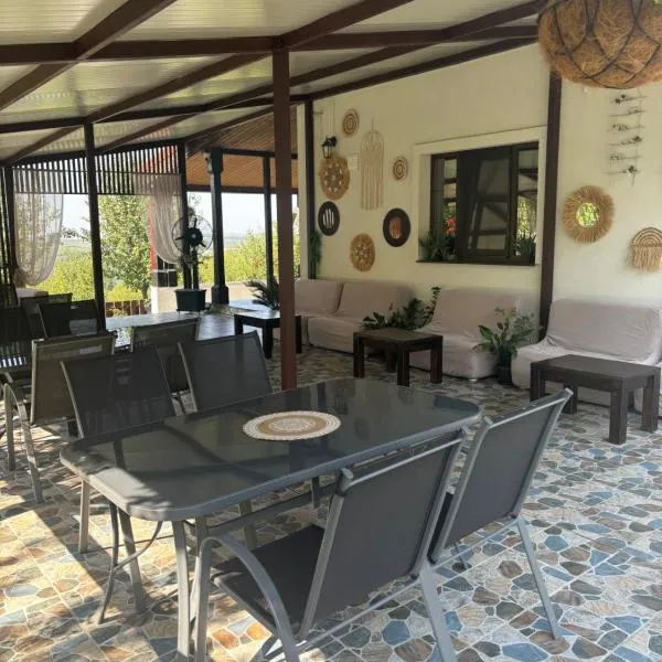 Pensiunea Emelys, Iasi, hotel in Iaşi