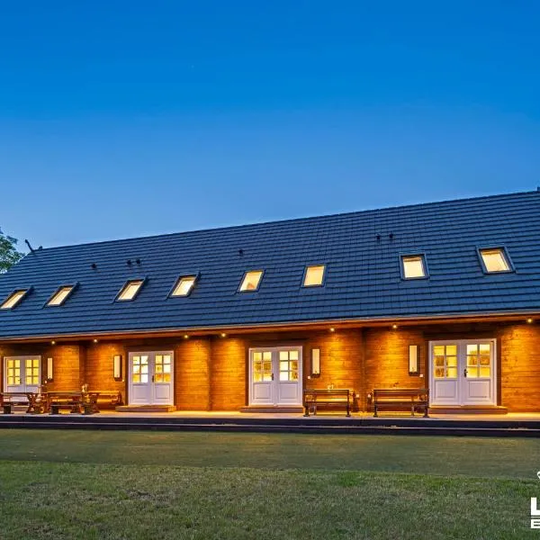 Ferienwohnungen an der Hauptspree、Kolonieのホテル