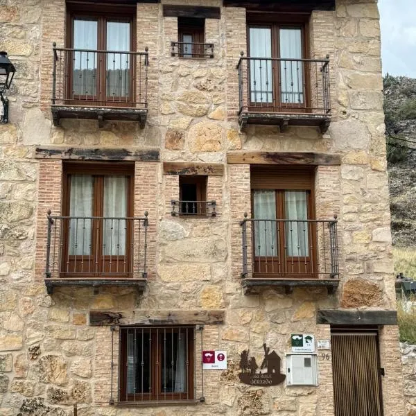 Casa Rural Gerardo 2, hotel in Armallones
