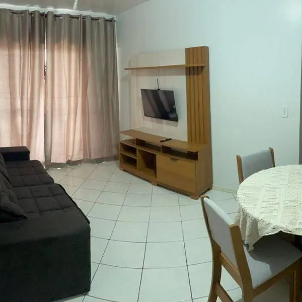 Apartamento com mobília nova 402, hotel in Francisco Beltrão