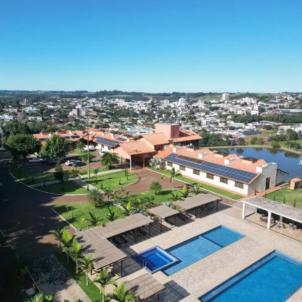 Hotel Lago Dourado,位于Dois Vizinhos的酒店
