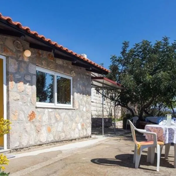 Guest House Simunovic - Studio Apartment with Terrace, hotel a Šipanska Luka