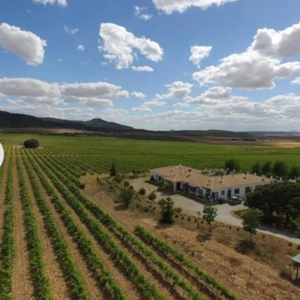 Finca El Romeral, hotel in Alpera