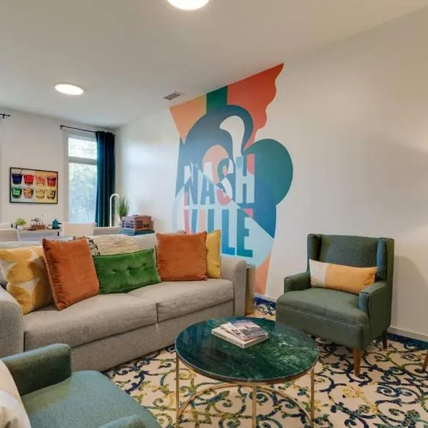 New Design-2 Miles to Broadway, hotel in Nashville