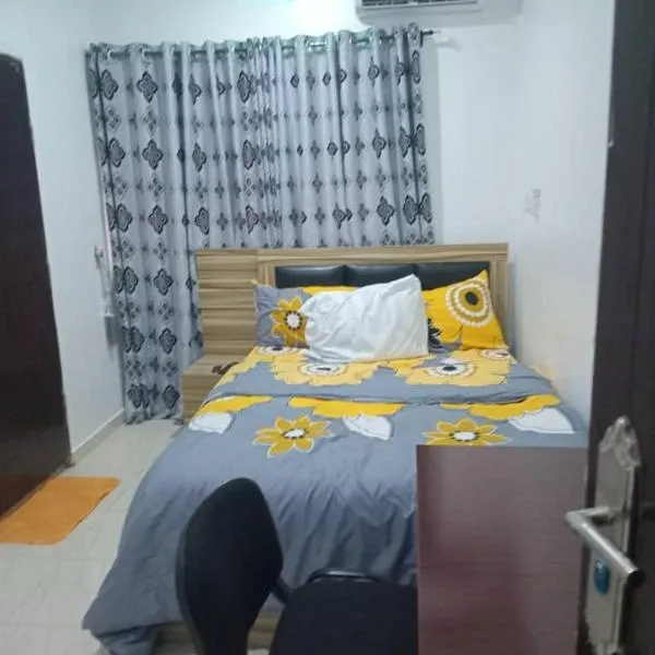 Molayo Luxury Apartment Omolayo Estates Akobo Ojurin Ibadan, ξενοδοχείο στο Ιμπαντάν