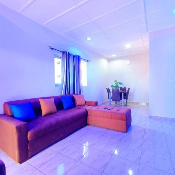 Appartement de luxe, Adgénou
