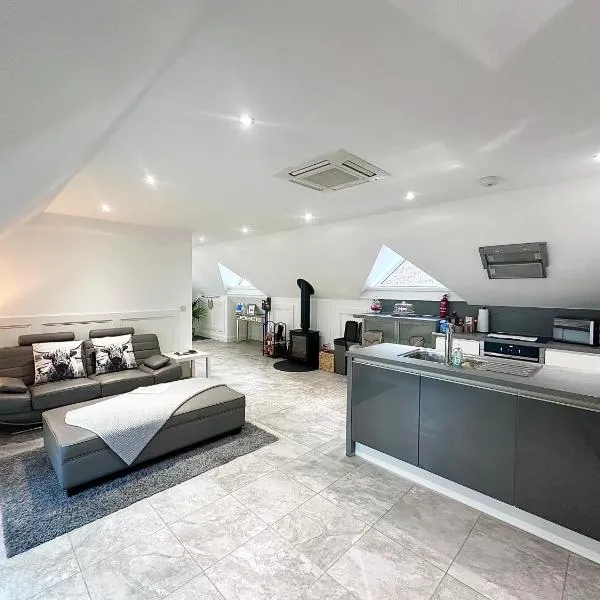 The Orchard Apartment, Clyde Valley, hôtel à Dalserf