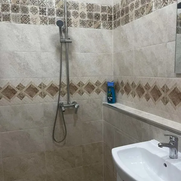 Арт 4, khách sạn ở Sliven