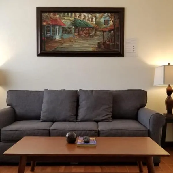 WESTVIEW RESIDENCES & EXTENDED STAY: Page şehrinde bir otel