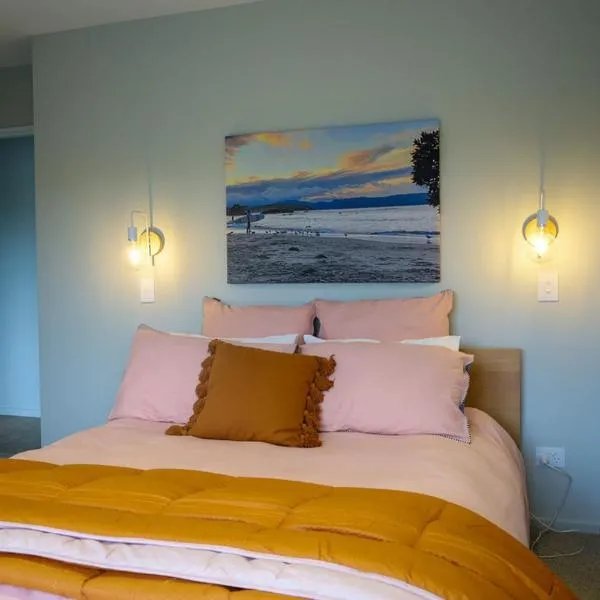 New Brighton Pier Retreat -, hotel in Christchurch