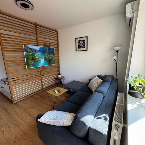 Garden-view Apartment near City Center, hotel in Bratislava
