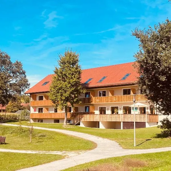 Chalet An der Brunnader-Ihr perfekter Rückzugsort in der Bayerischen Toskana-Überwiegend mit Klima-3Geh-Min zur Therme、バート・ビルンバッハのホテル