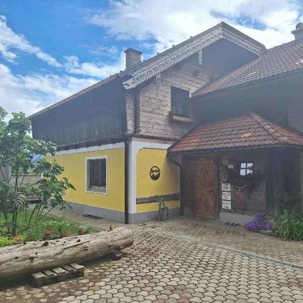 Ganzes Haus mit Almcharakter, hotel v destinaci Lieserbrücke