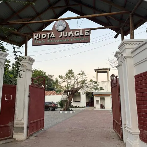Kiota jungle homestay, hotel di Dar es Salaam