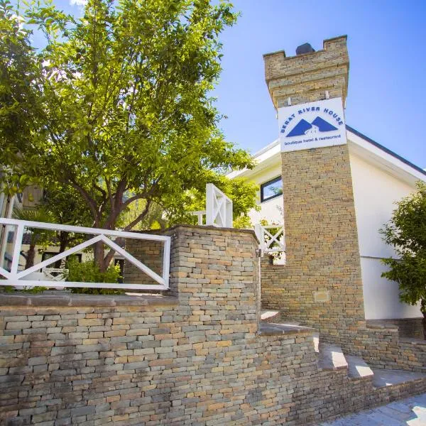 Berat River House Boutique Hotel, hotel in Berat