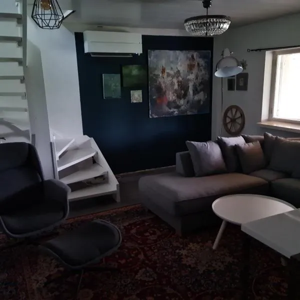 Hietaman Vierastalo Jokipääty, ξενοδοχείο σε Aanekoski