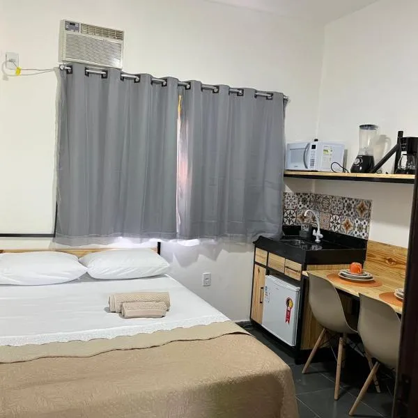 Flat com ar e varanda com linda vista para o Ibituruna - Vôo Livre 203, hotel in Governador Valadares
