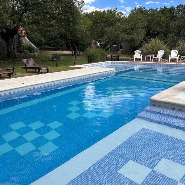 Pueblo Santo, Cabañas & Suites, Hotel in San Javier