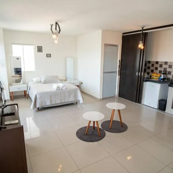 Relajate en Moderno y Elegante Apartamento Familiar con amplio balcón, en Zona Residencial Avenida Beni, hotel in Hamacas