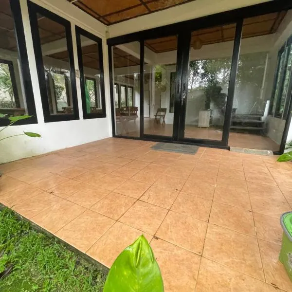 Happy Hippy House4, hotel v destinaci Khlaung Phai Bae