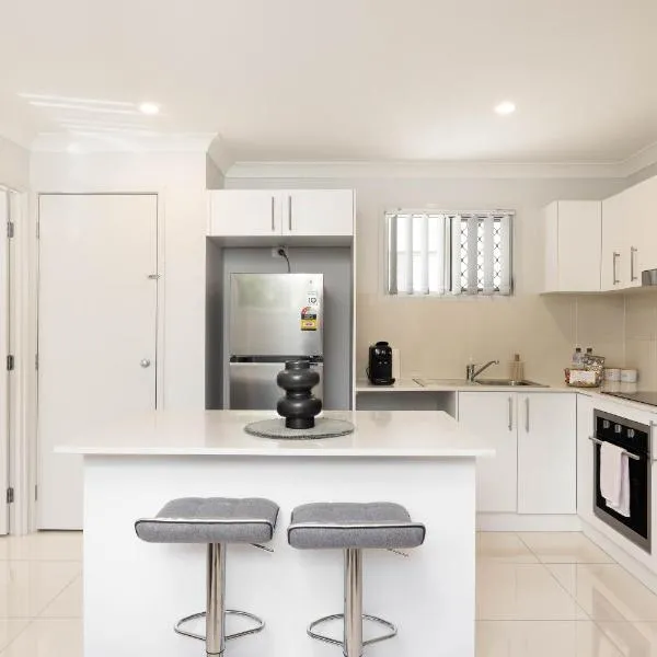 Smart Suites Self Check-in Apartments - N Freney, hotel em Brisbane