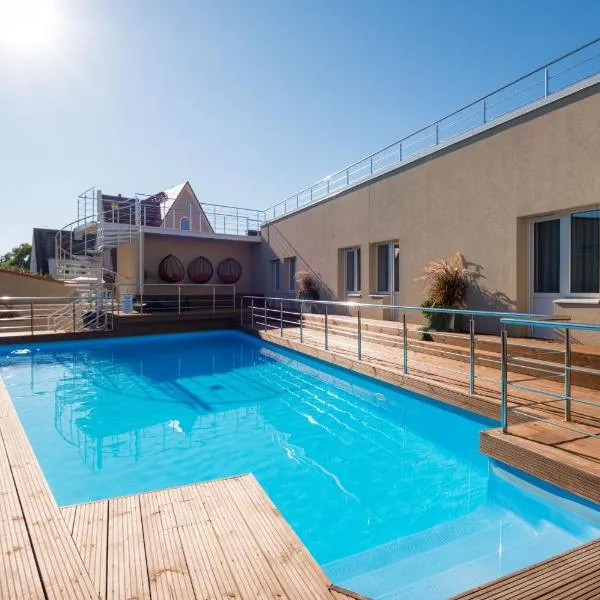 Hotel Vesiroos, hotel v destinaci Pärnu
