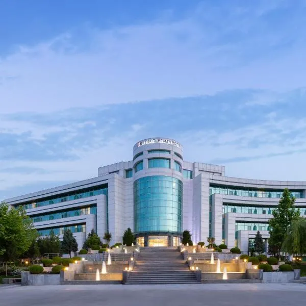 فندق غاشالتي هيلث نافتلان، فندق في نافتالان