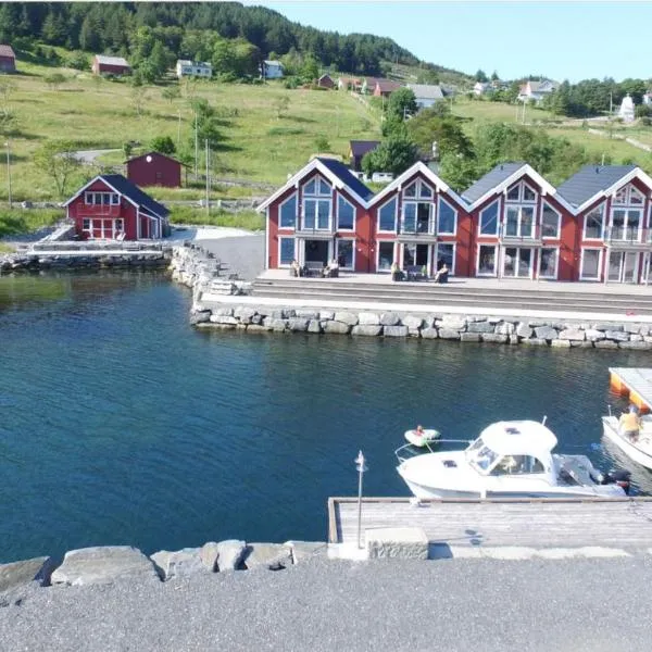 Måløy Fjordbuer moderne og luksuriøse med havutsikt, hôtel à Måløy