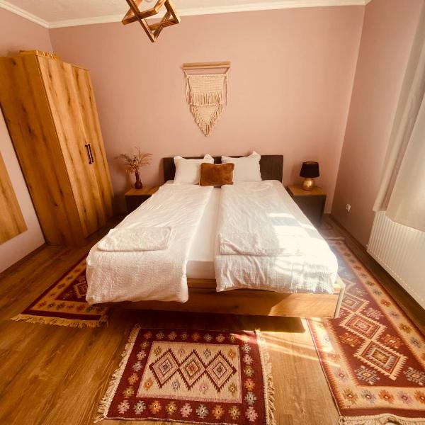 Vila Vanilla, Donji Striževac