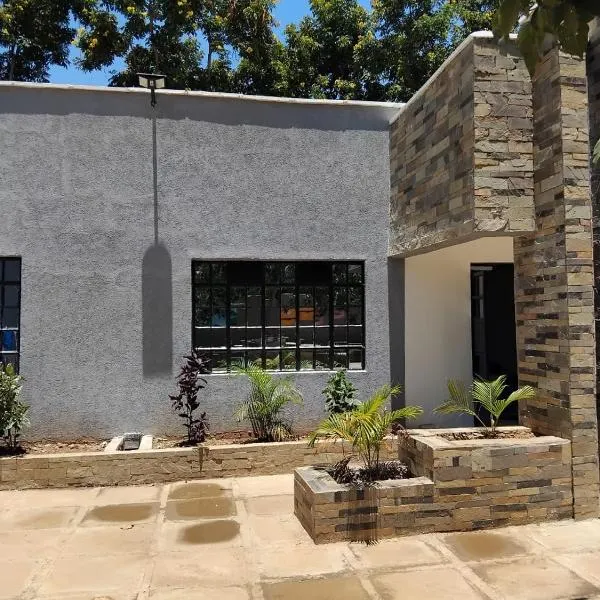 Royal palms studio, ξενοδοχείο σε Bungoma
