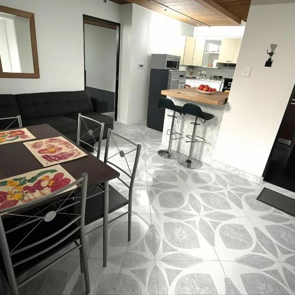 Torre de Prado 403 Apartaestudio Centro de Medellín para 3 Personas, Medellín