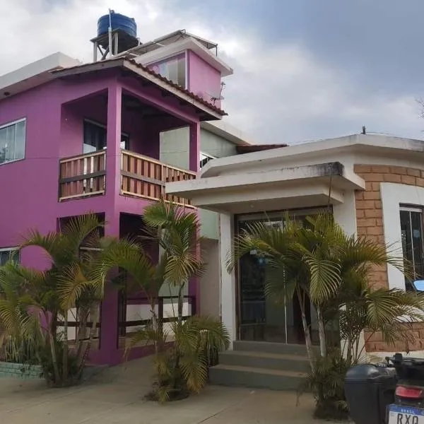 Suítes da Pousada Avalon Célia, Hotel in Alto Paraíso de Goiás