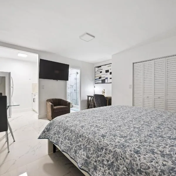 Nice,Stylish King Bed Studio, hotel in Miami Gardens