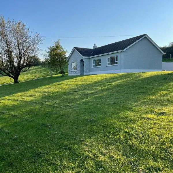 3 bed country home near Omagh, Hotel in Seskinore