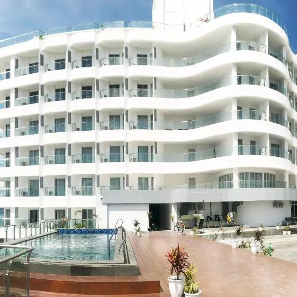 Labersa Hotel & Convention Center Samosir，位于Sinapuran的酒店